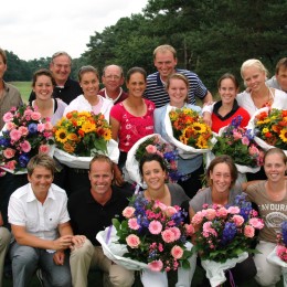 ELTK dames met coaches.